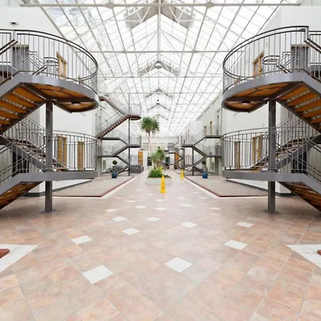 Appartamento Winter Garden With Private Rooftop *